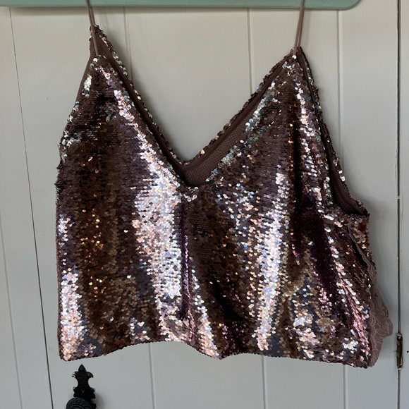 Pink sparkle Top - Picture 1 of 2